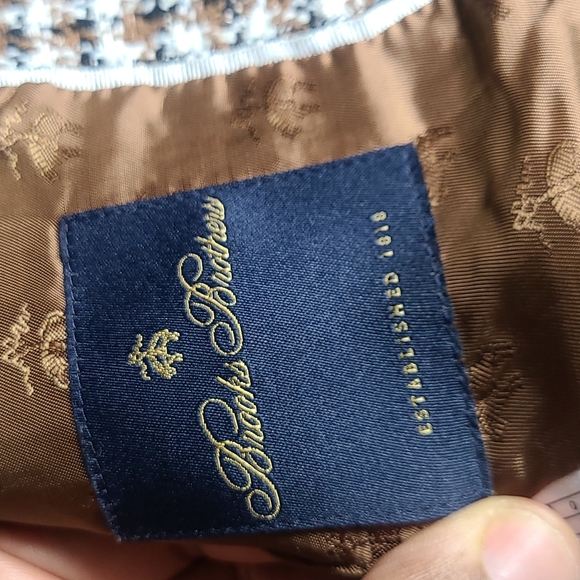 Ladies Brooks Brothers Skirt Suit - Picture 12 of 13